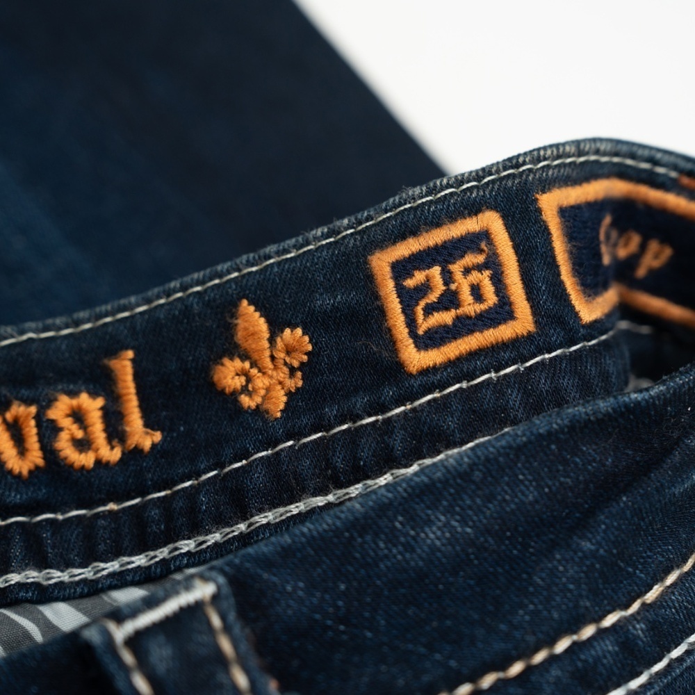 Rock Revival Yara Cuffed Stretch Capri Jeans - Picture 12 of 13